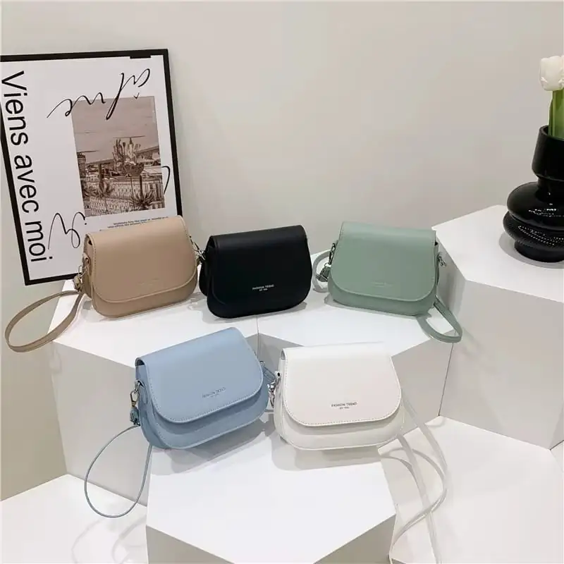 Vintage Saddle Crossbody bag