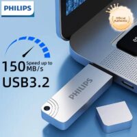 High-Speed USB 3.2 Flash Drive Keychain