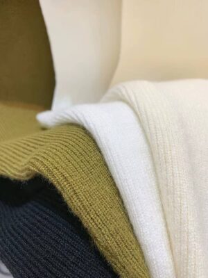 Women Knitted Tank Top - Image 11