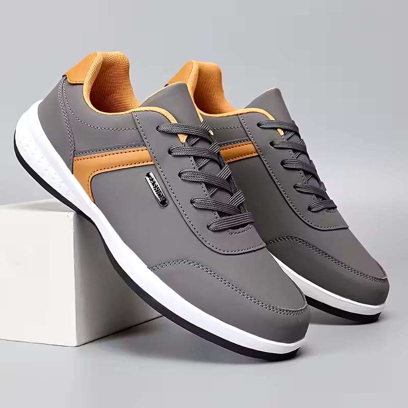 Retro British Lace-Up Sneakers